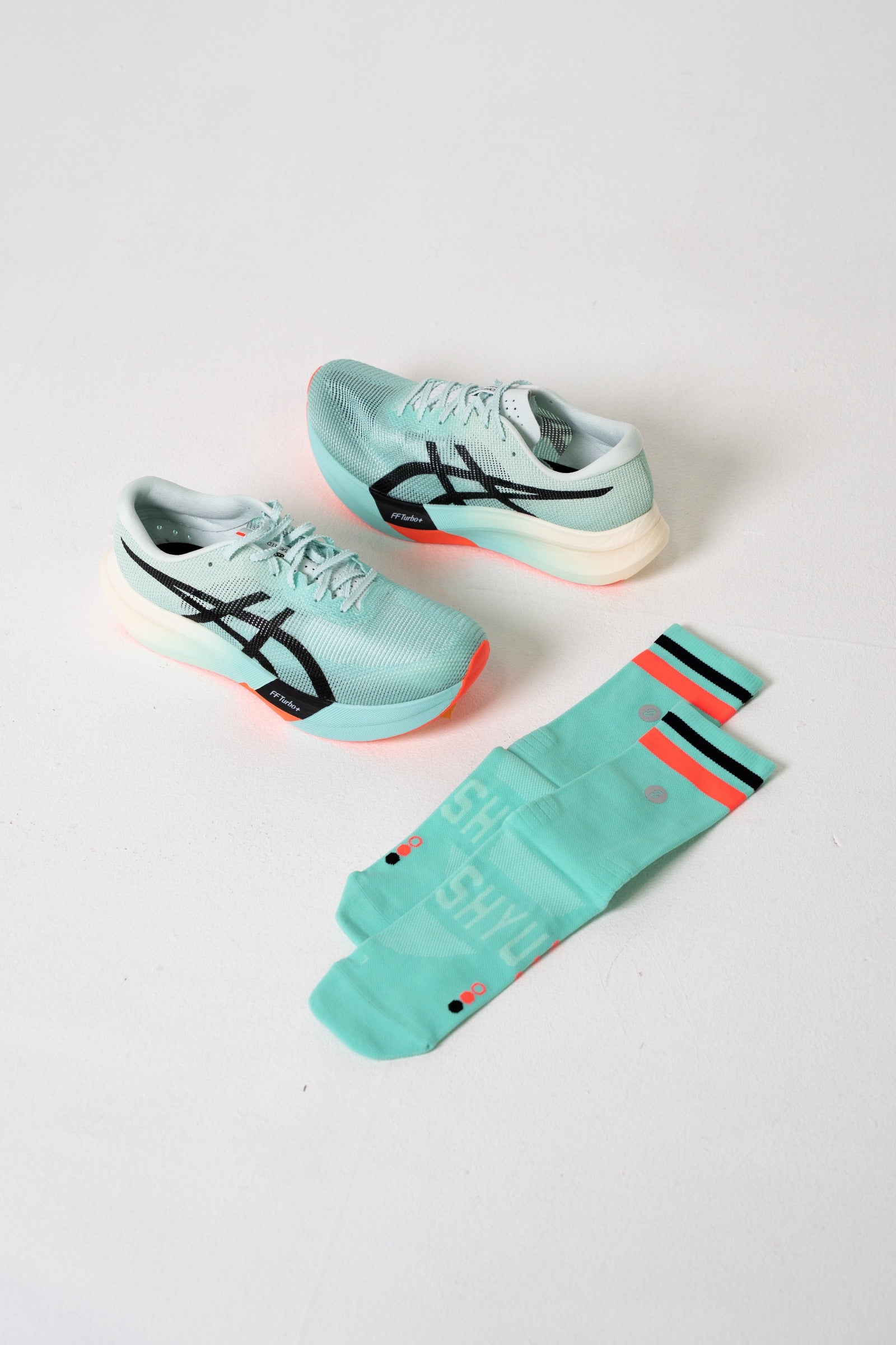 SHYU 專業跑襪｜peppermint | red | black