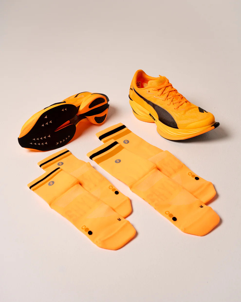 【SHYU 競賽跑襪】專為 Puma 碳板鞋設計｜orange | pumpkin | black 台灣官方合作夥伴