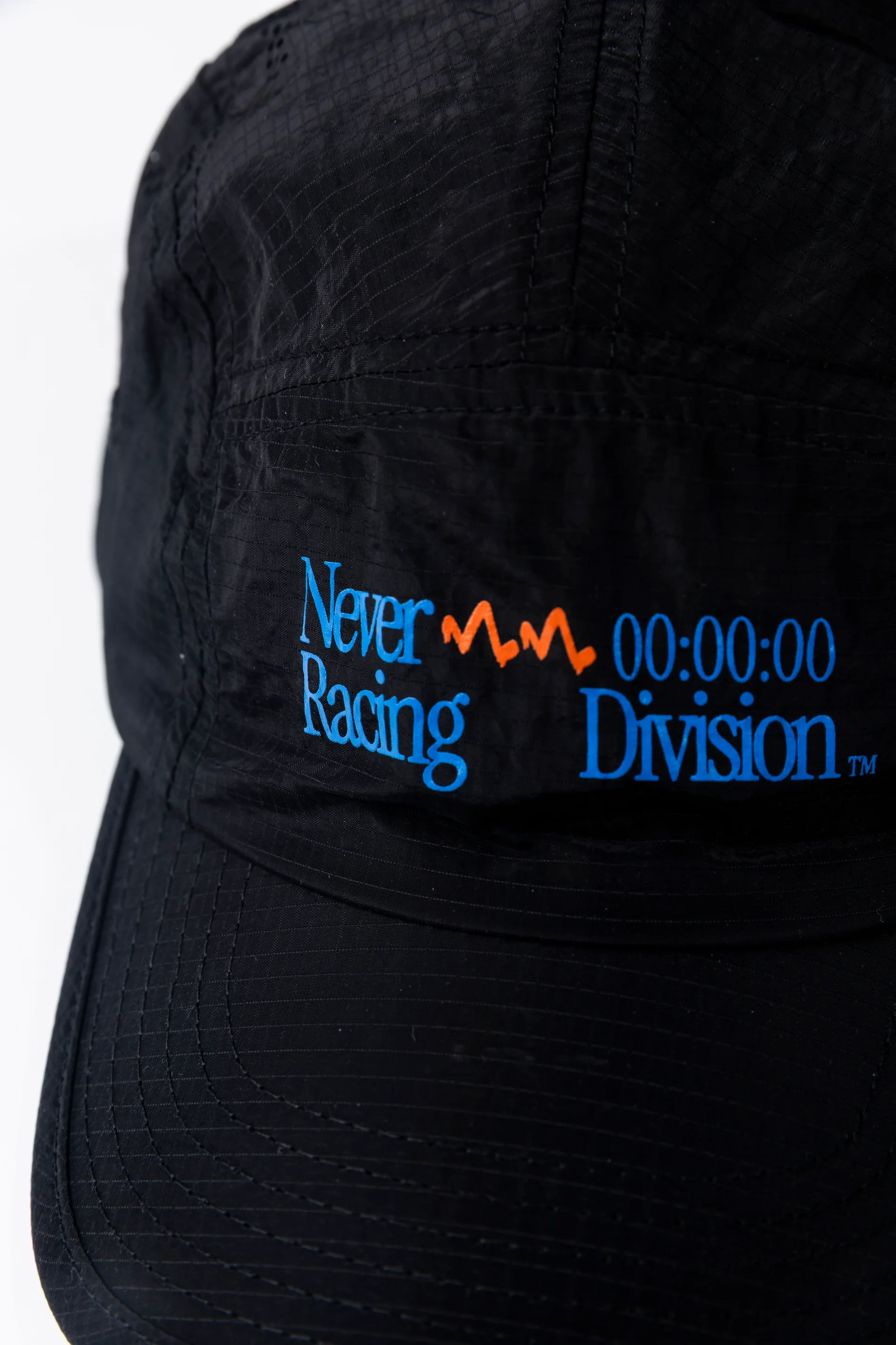 【Never】 RACING DIVISION BLACK CAP 跑帽