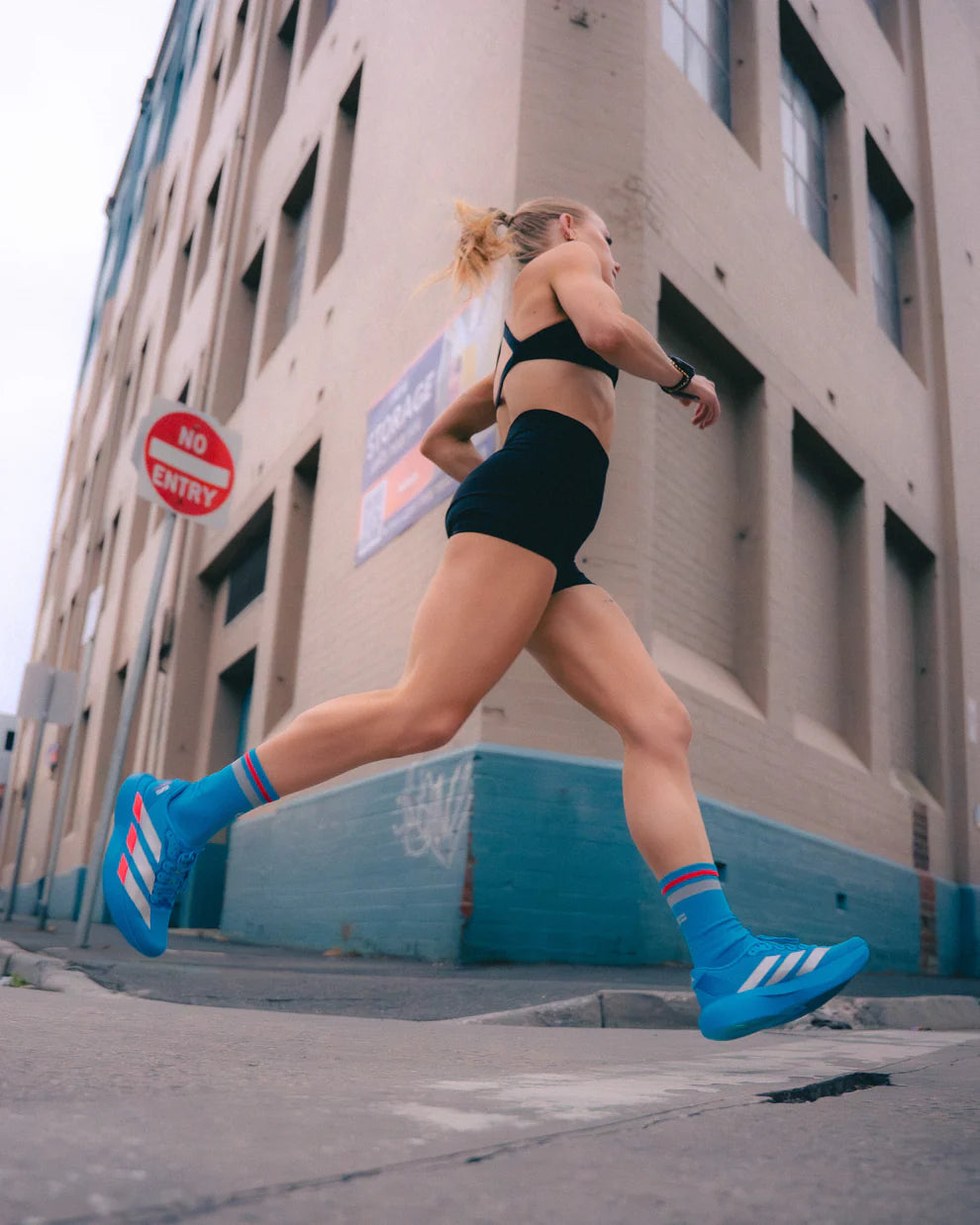 【SHYU 競賽跑襪】專為 Adidas 碳板鞋設計｜sapphire | chrome | red 台灣官方合作夥伴