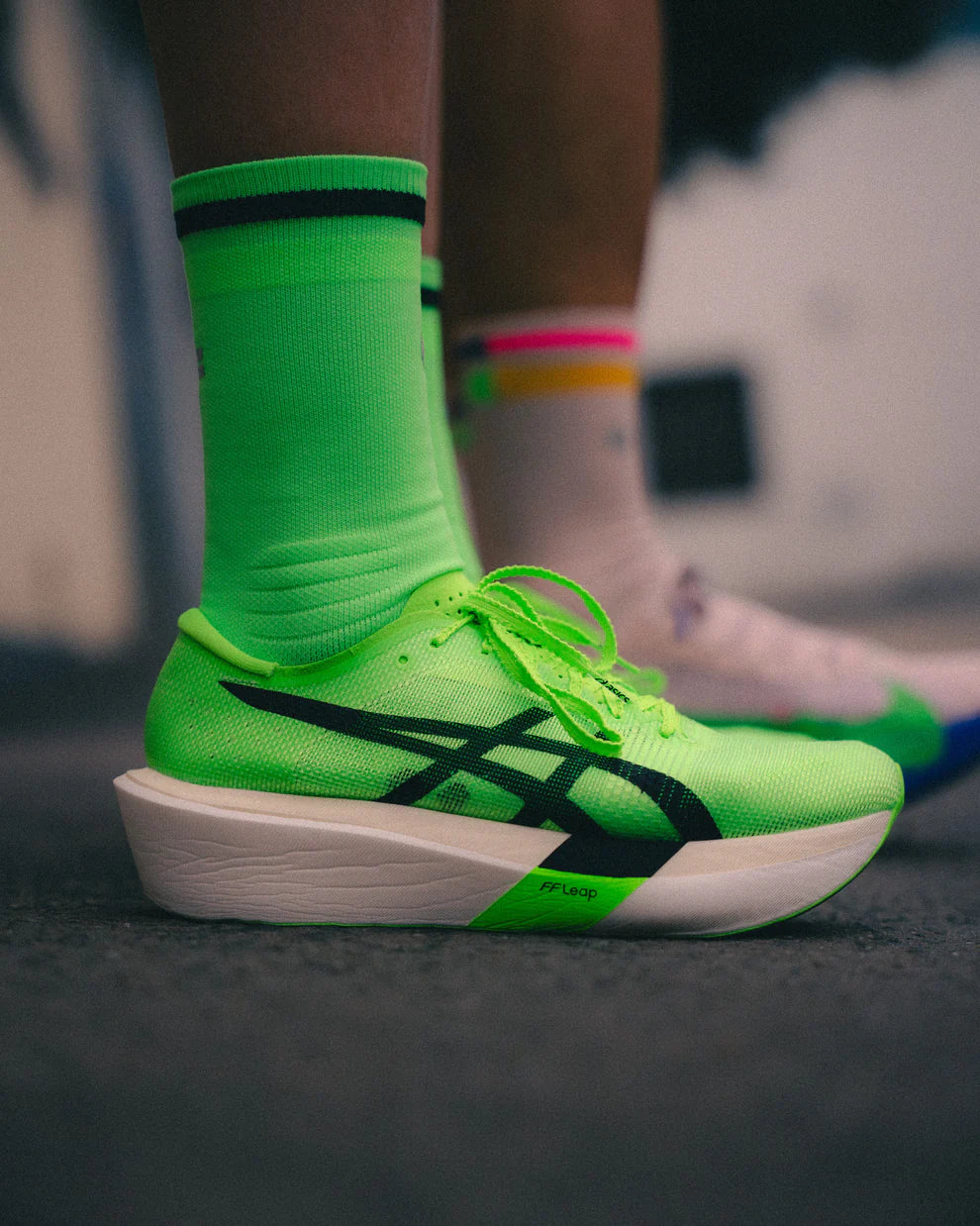 【SHYU 競賽跑襪】專為 Asics 碳板鞋設計｜acid | green | black 台灣官方合作夥伴