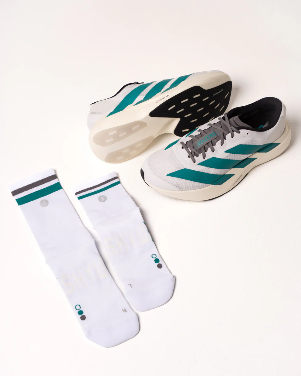 【SHYU 競賽跑襪】專為 Adidas 碳板鞋設計｜white | teal | carbon 台灣官方合作夥伴