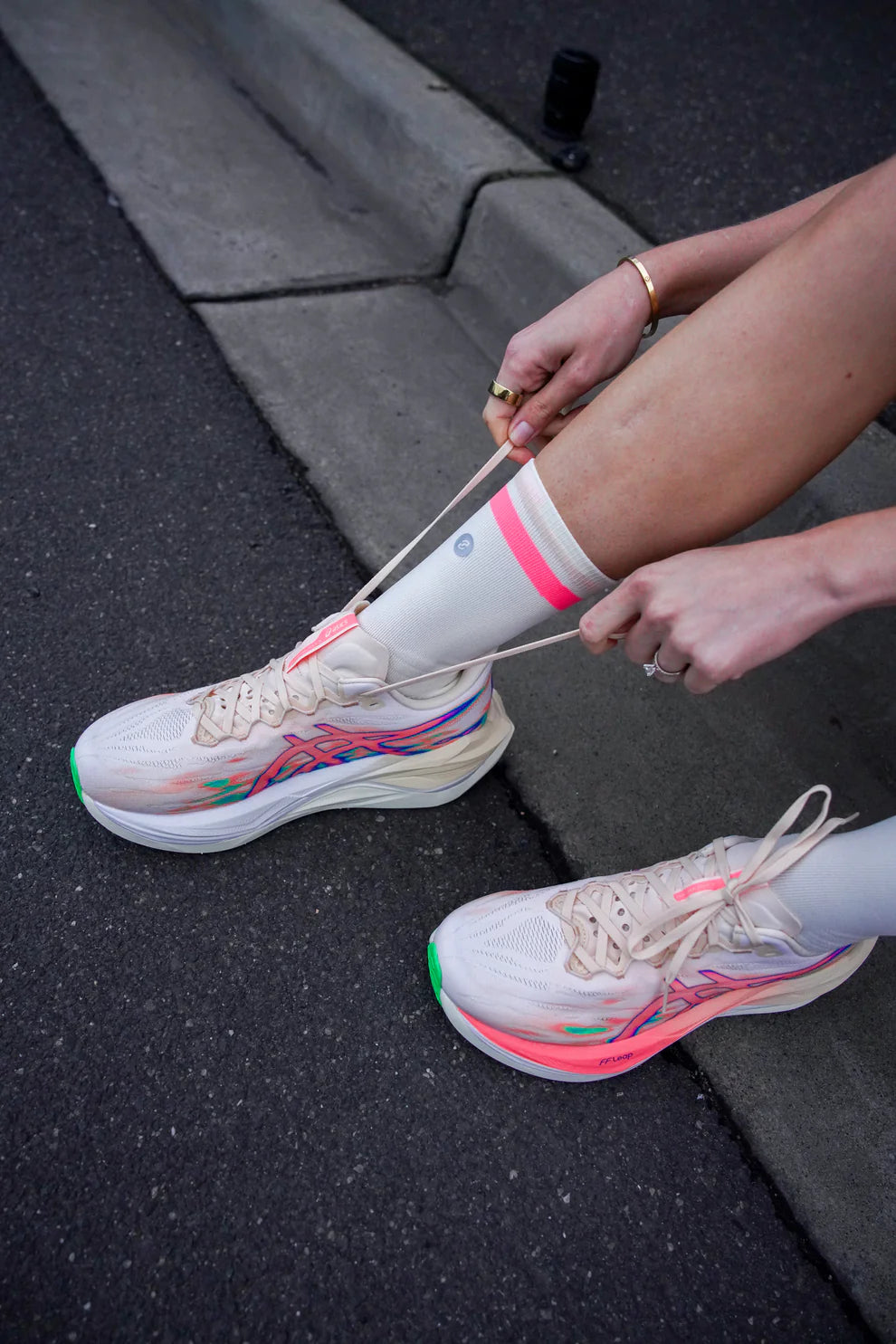 【SHYU 競賽跑襪】專為 Asics 碳板鞋設計｜cream | blush | peach 台灣官方合作夥伴